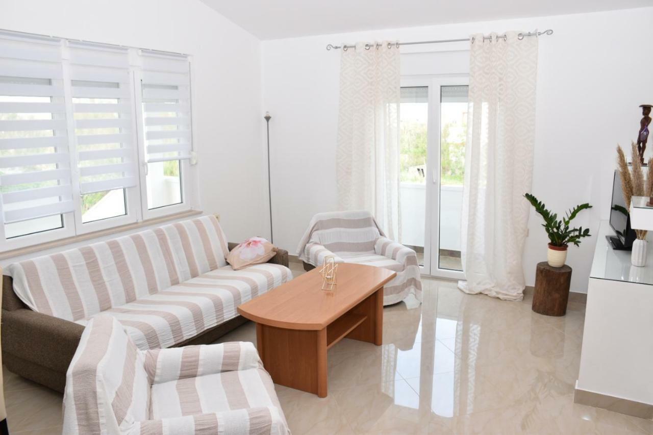 Apartments Piccolo Piaccere Ražanac Kültér fotó